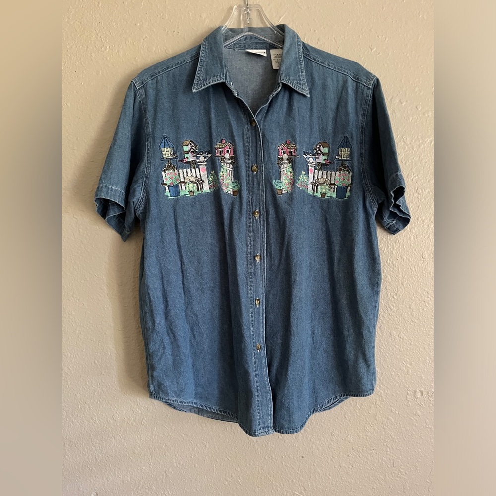 Bobbie Brooks embroidered‎ chambray
